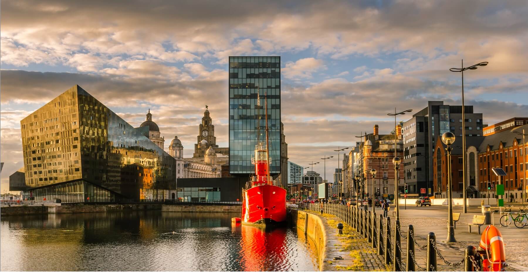 Liverpool City Centre Area Guide | Rooms4u