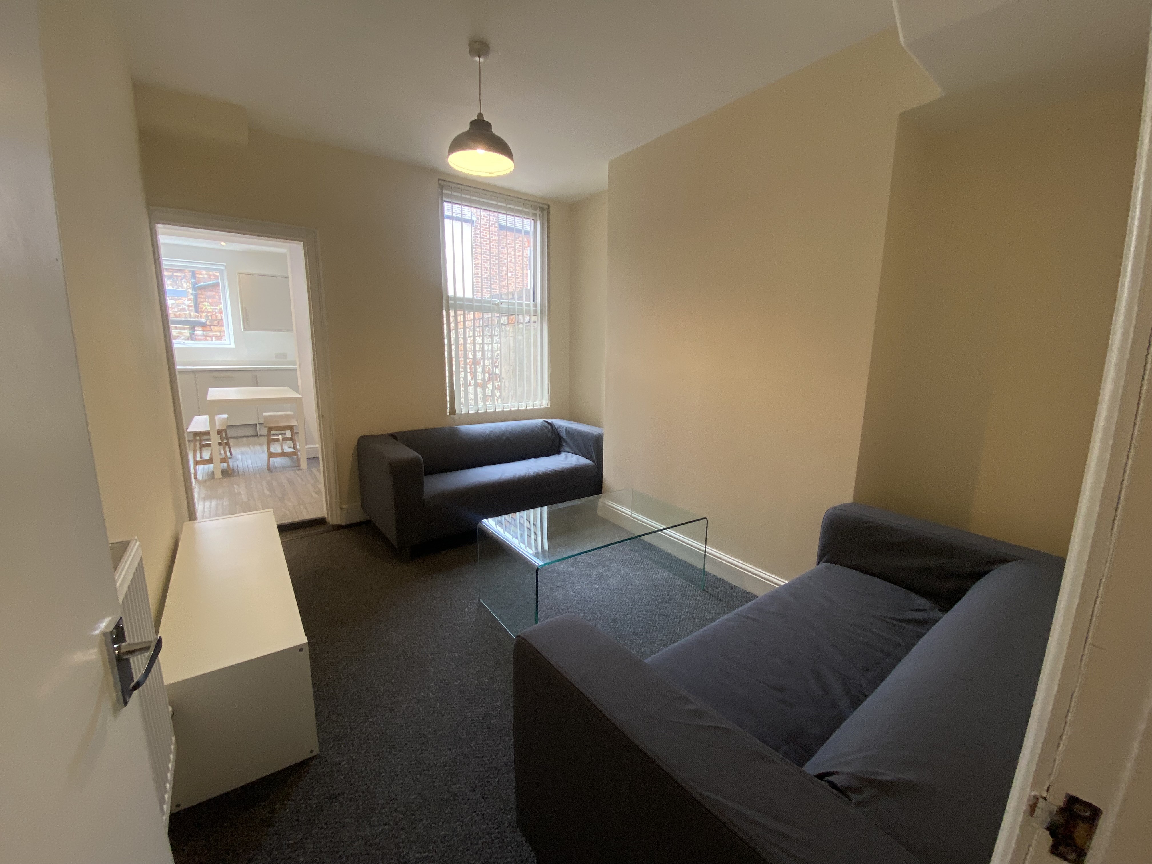 32 Russell Rd